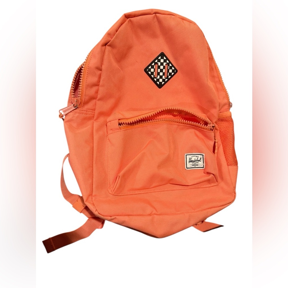 Herschel Supply Co. Heritage Youth back
To school Backpack coral front clasp